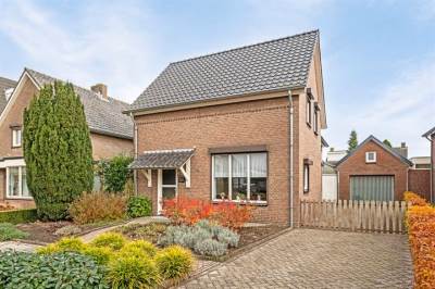 Woning Grotestraat 90 Sambeek