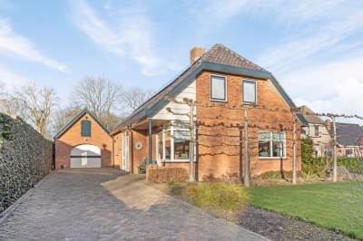 Woning Melkweg 11 Almkerk