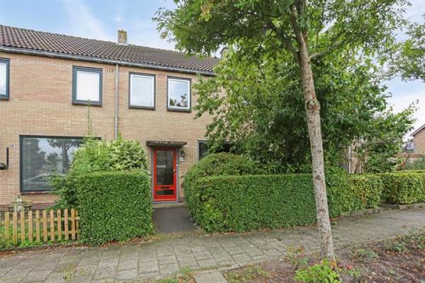 Woning Rozenstraat 26 Waarland