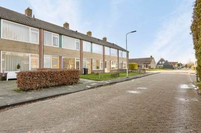 Woning Ida van Tiarastrjitte 8 Kimswerd