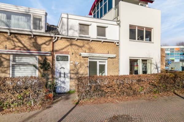 Woning Wilhelminaplein 12 Schiedam