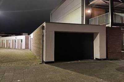 Garage Professor Regoutstraat 19 Oss