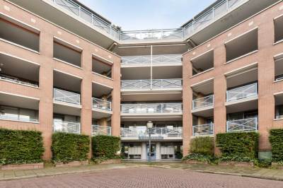 Woning Wilhelminaplantsoen 55 Bussum