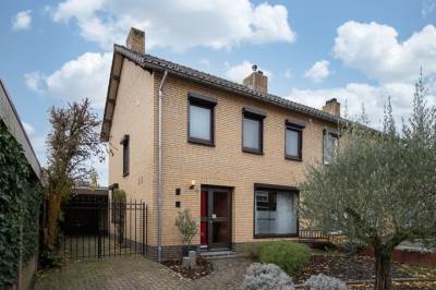 Woning van Loonstraat 3 Haelen