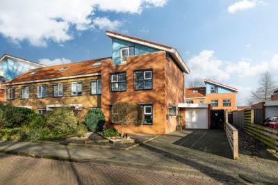 Woning Surinamesingel 16 Heerenveen