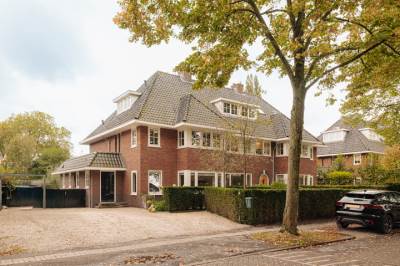 Woning van der Helstlaan 38 Naarden