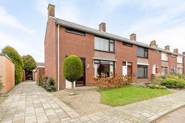Woning Acaciastraat 24 Oude Pekela