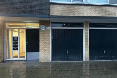 Garage Roosstraat 256 Zwijndrecht