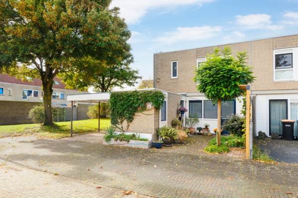 Woning Karveel 4656 Lelystad