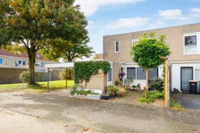 Woning Karveel 4656 Lelystad