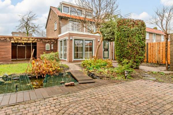 Woning Tutein Noltheniusplein 2 Purmerend