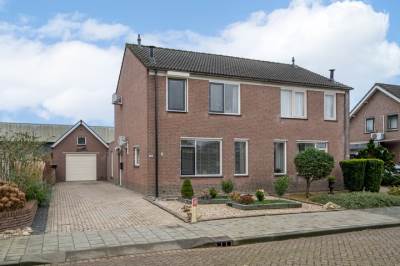 Woning Dijkschrijversland 10 Gameren