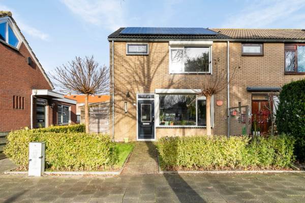 Woning Nicolaas van Puttenstraat 27 Goudswaard