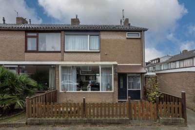 Woning Lijsterbeslaan 14 Rozenburg (ZH)