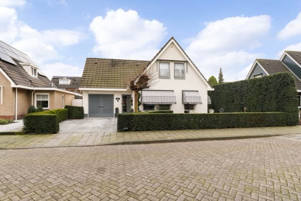 Woning Burgemeester Zwaansweg 7 Vlijmen