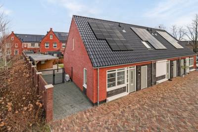 Woning Abraham van der Hulststraat 6 Oud-Beijerland