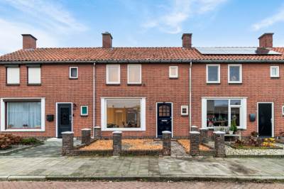 Woning van Kinsbergenlaan 52 Winschoten