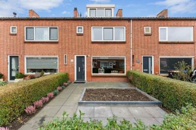 Woning Azaleastraat 21 Alblasserdam