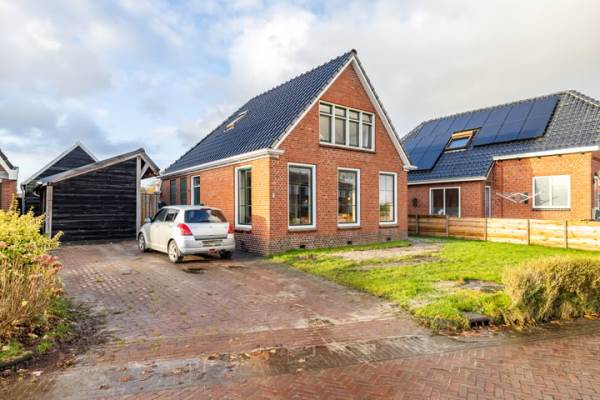 Woning Burg. Wiersumstraat 5 Eenrum