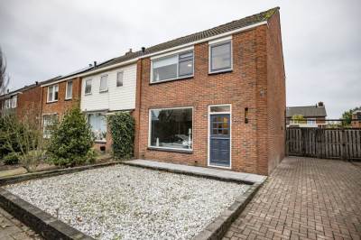 Woning Dokter J. Veldhuijzen van Zantenstraat 26 Enter