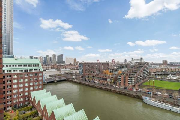 Woning Laan op Zuid 162 Rotterdam