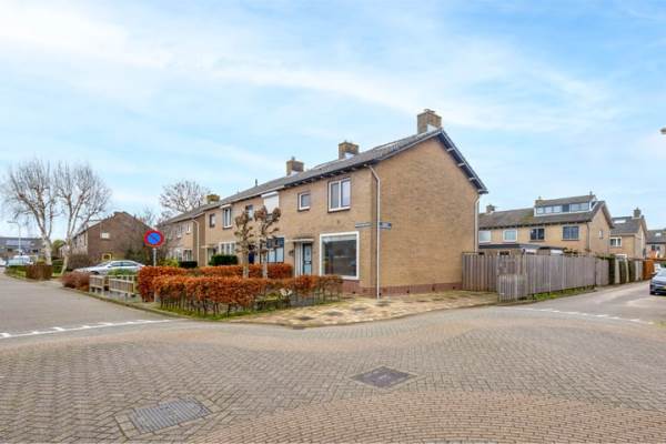 Woning Koningin Julianastraat 41 Meerkerk