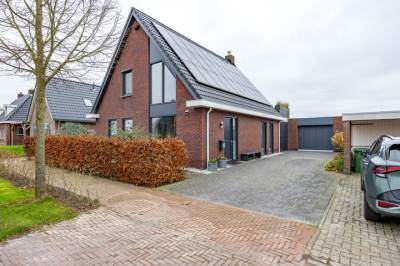 Woning Schoolstraat 18 Pieterzijl
