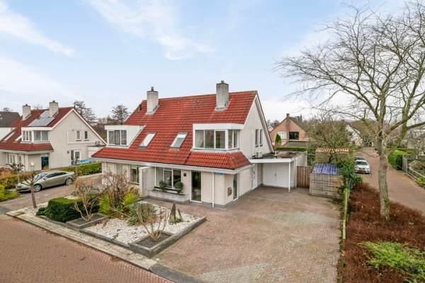 Woning Betuwe 19 Emmeloord
