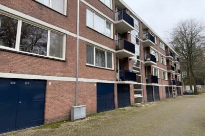 Garage Kasteel Tongelaerstraat 18 Tilburg