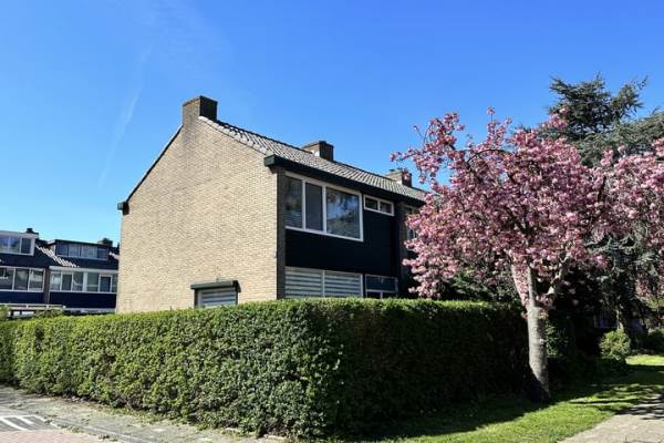 Woning Jacob van Ruijsdaelpad 1 Spijkenisse