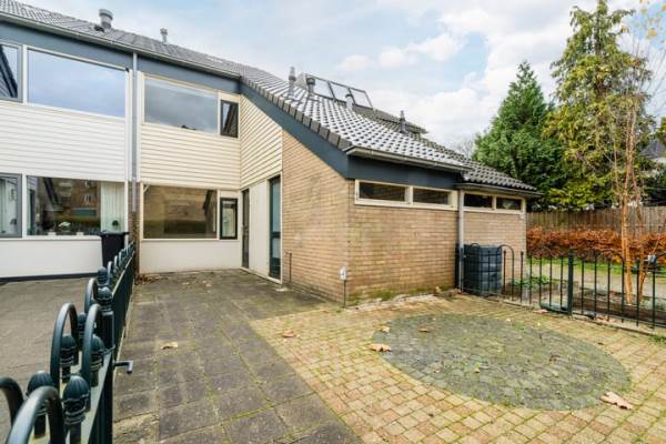 Woning Van Zuijlenstraat 71 Nijkerk