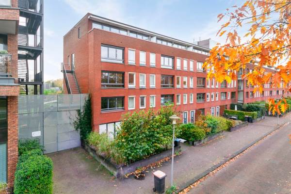 Woning Burgemeester Jhr. Quarles van Uffordlaan 521 Apeldoorn