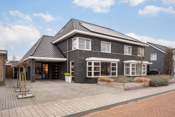 Woning Weidelanden 21 Lemelerveld