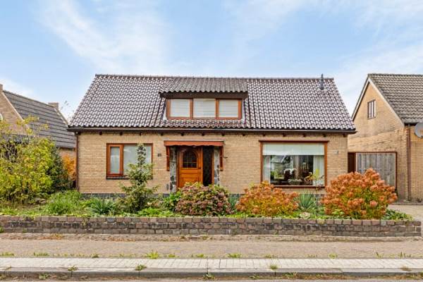 Woning Bredasebaan 31 Sprundel