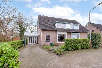 Woning Carry van Bruggenstraat 30 Smilde