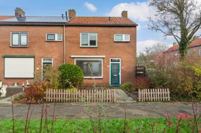 Woning Beatrixplein 2 Zwartewaal