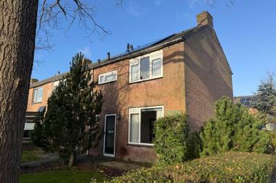 Woning Anjelierlaan 26 Lutjebroek