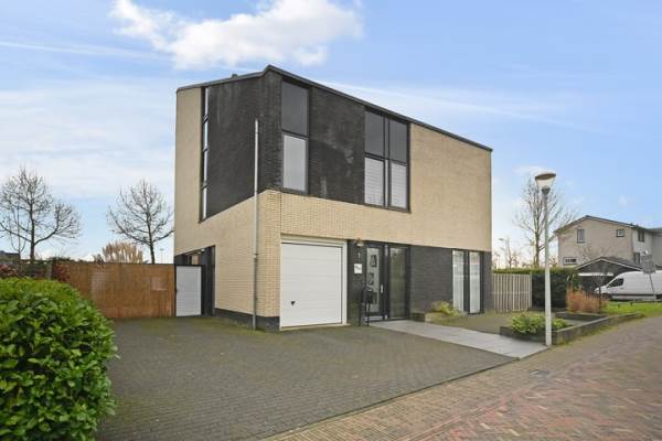 Woning Kamvaren 1 Den Haag