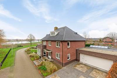 Woning de Weem 15 Broekhuizen (LI)