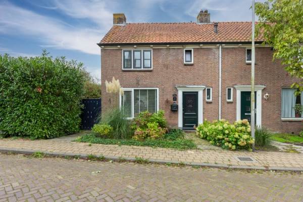 Woning Burgemeester Schrijnderlaan 7 Grootebroek