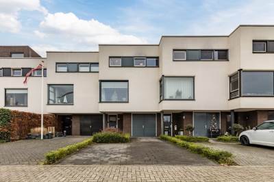 Woning Raamoever 29 Grave