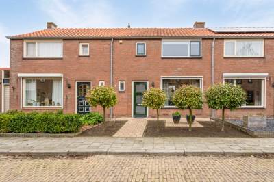 Woning Ambachtsstraat 27 's-Gravenpolder