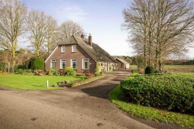 Woning Achterhoeksweg 1 Haarle (Gem. Hellendoorn)