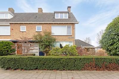 Woning Burgemeester Smeelelaan 98 Waalwijk