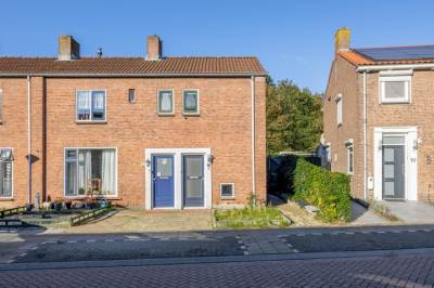 Woning Julianastraat 12 Moerdijk