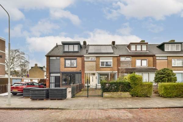 Woning Maasstraat 132 Heemskerk