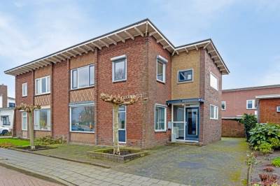 Woning Ir. B.P.G. v Diggelenkade 5 Kampen
