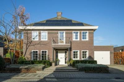 Woning Octavianus 33 Born