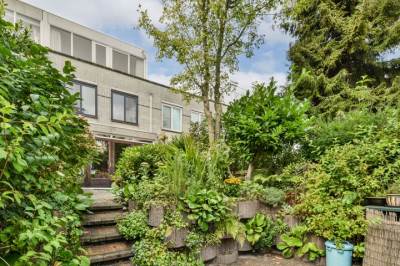 Woning Marga Klompélaan 14 Amsterdam