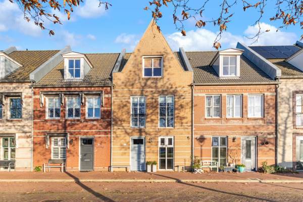 Woning Schrijverskwartier 27 Heemskerk